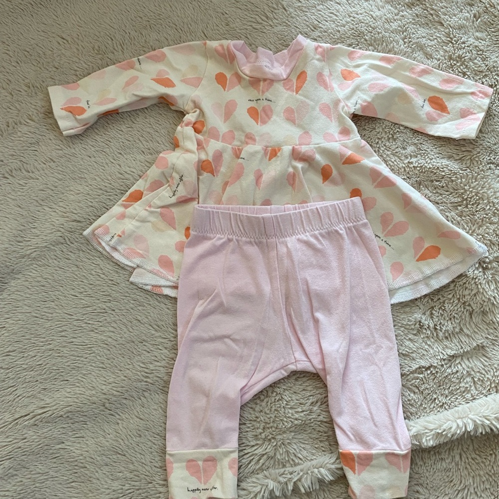 Baby girl Valentine’s Day dress with leggings
